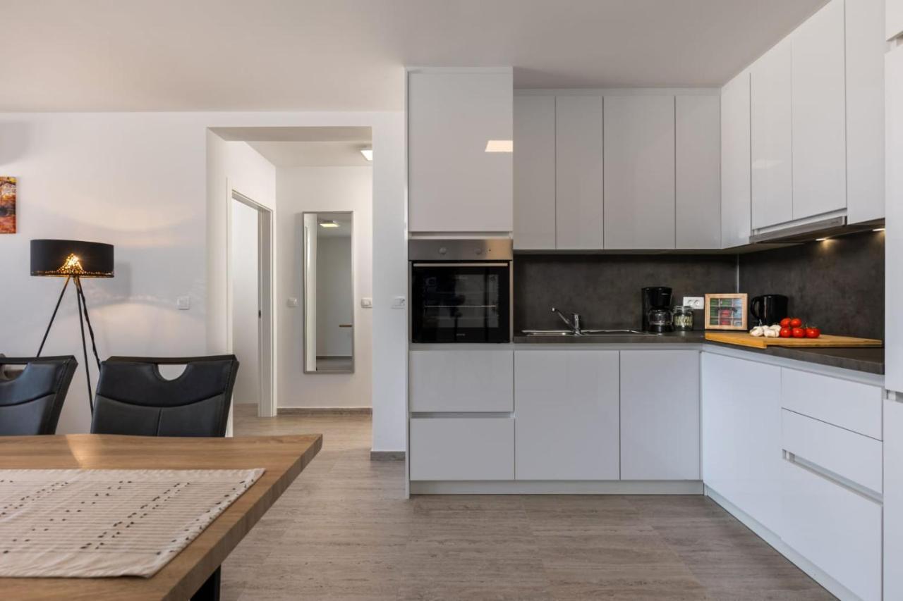 Apartments Cesare Nin Extérieur photo