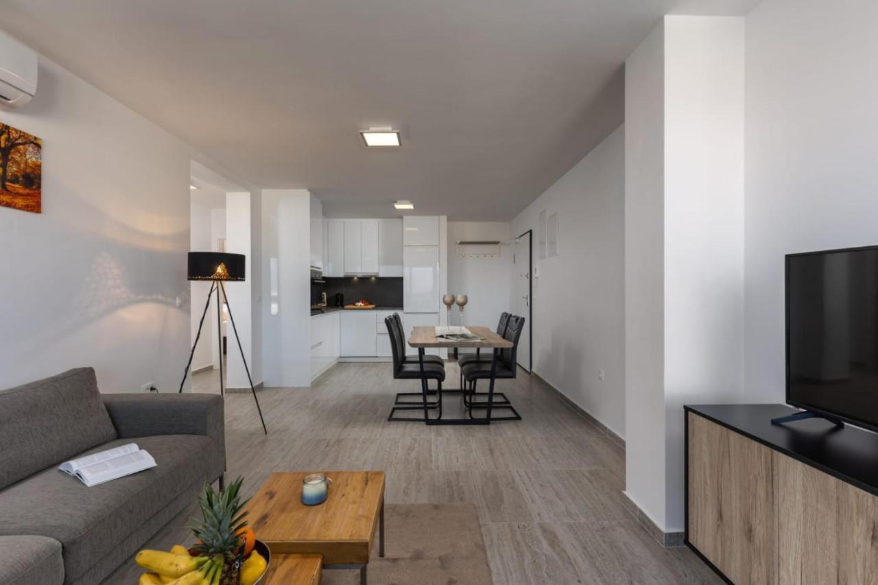 Apartments Cesare Nin Extérieur photo