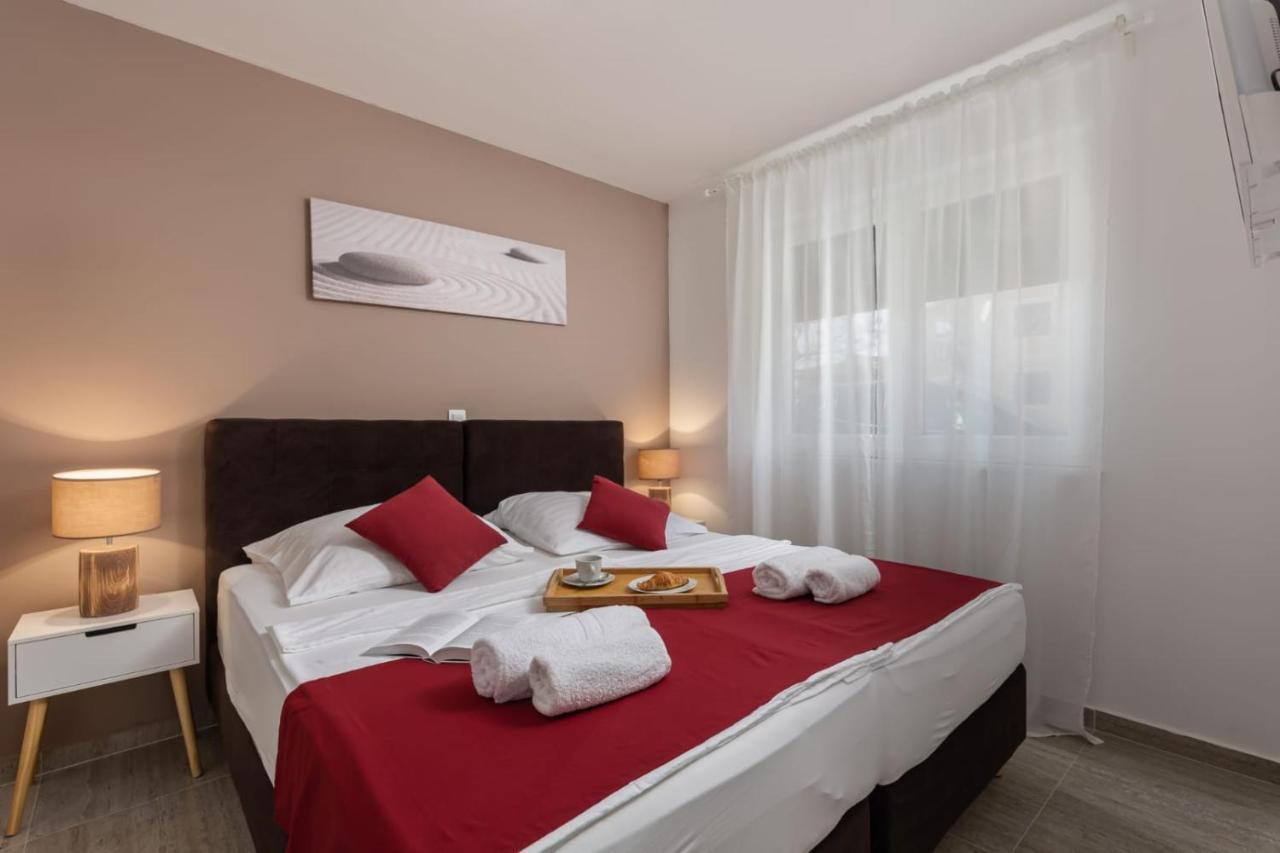 Apartments Cesare Nin Extérieur photo