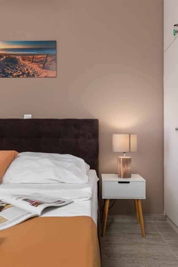 Apartments Cesare Nin Extérieur photo