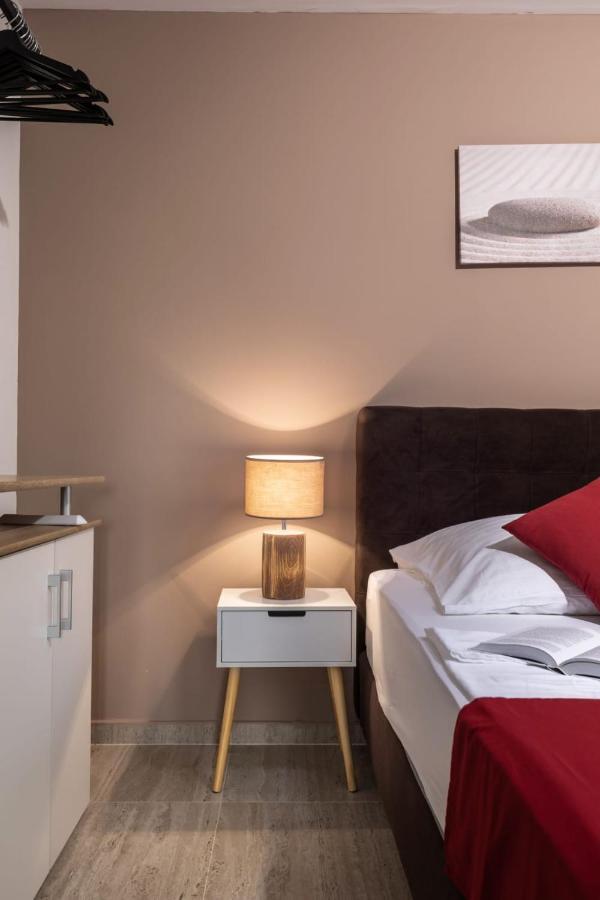 Apartments Cesare Nin Extérieur photo