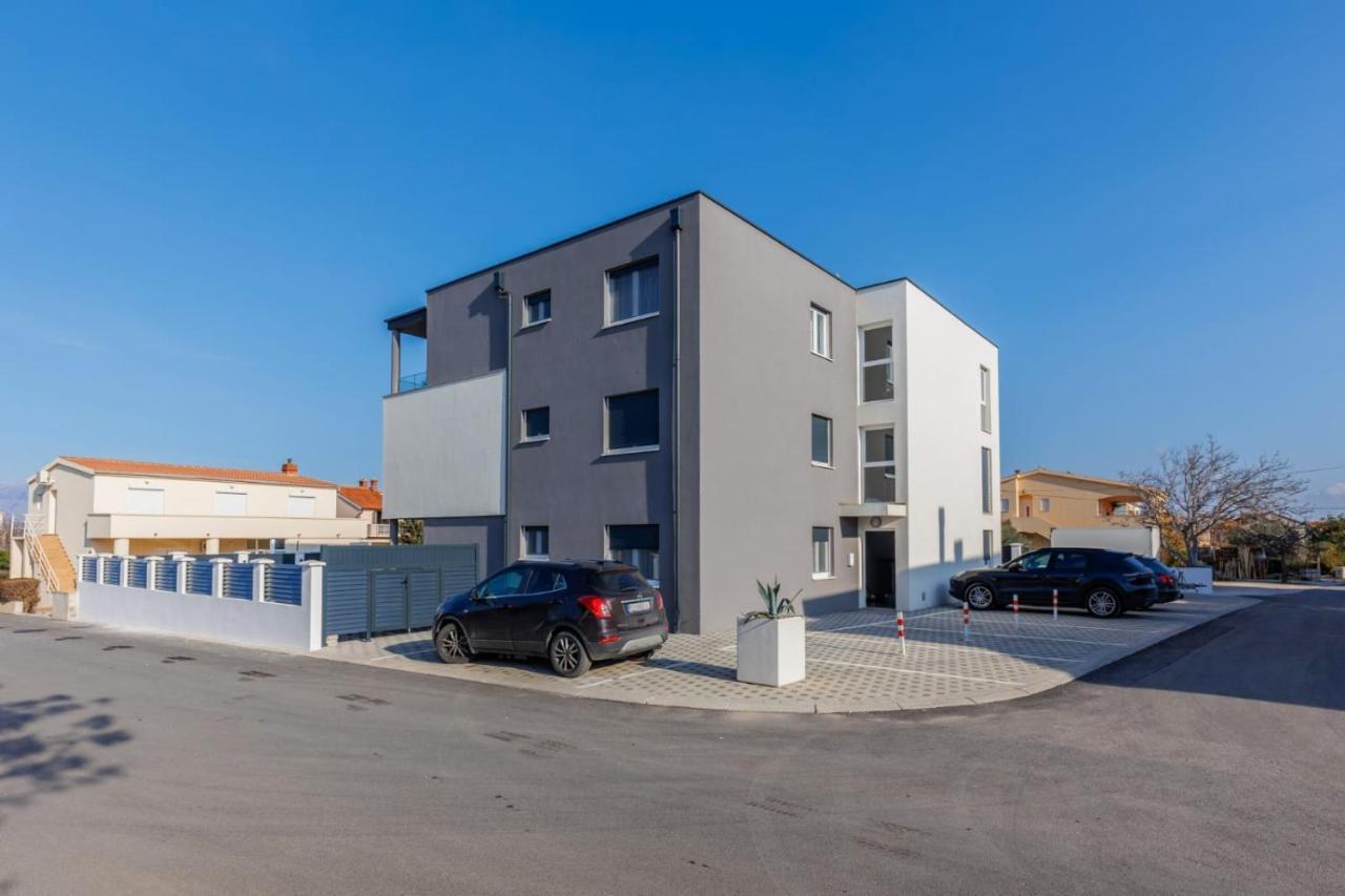 Apartments Cesare Nin Extérieur photo