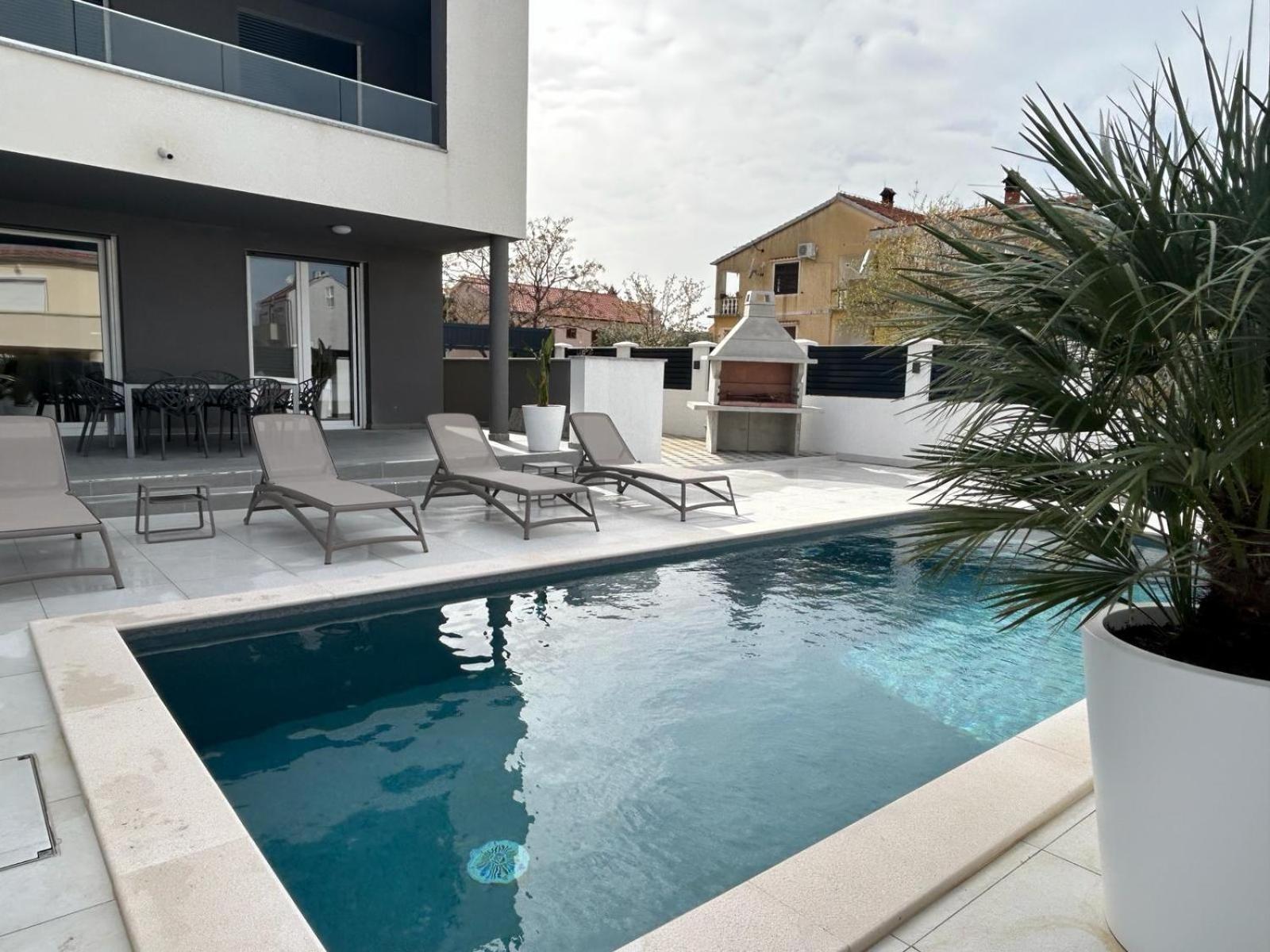Apartments Cesare Nin Extérieur photo